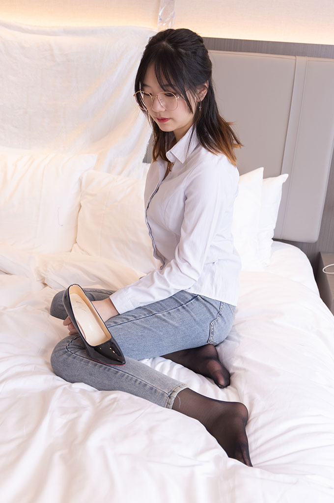 图片[2]-W028-高跟鞋、黑丝、裤里丝-爱丝时刻