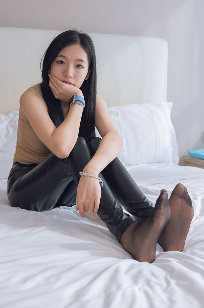 图片[2]-W032-高跟鞋、黑丝、皮裤裤里丝-爱丝时刻