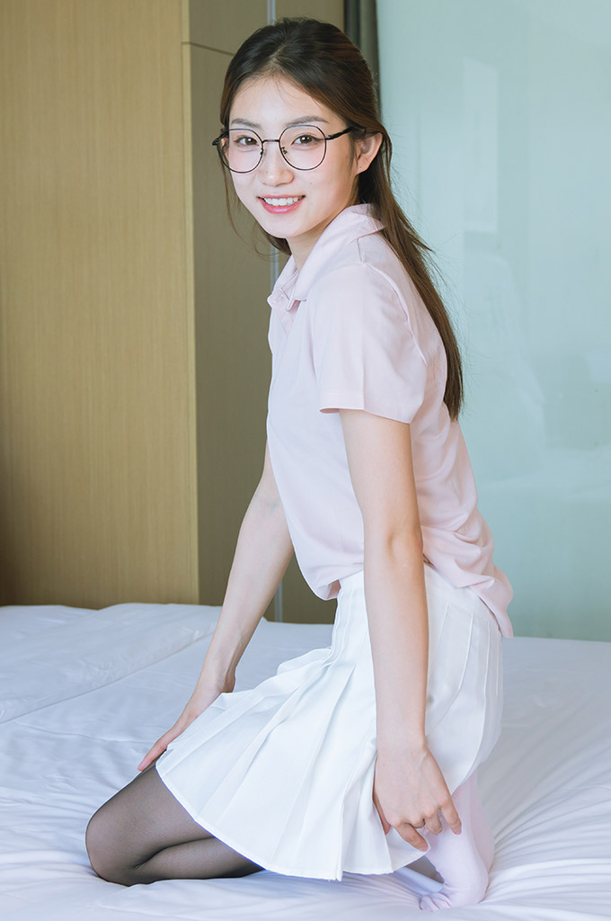 图片[4]-W085-运动鞋、粉色棉袜、黑丝（脚尖微加固款）-爱丝时刻