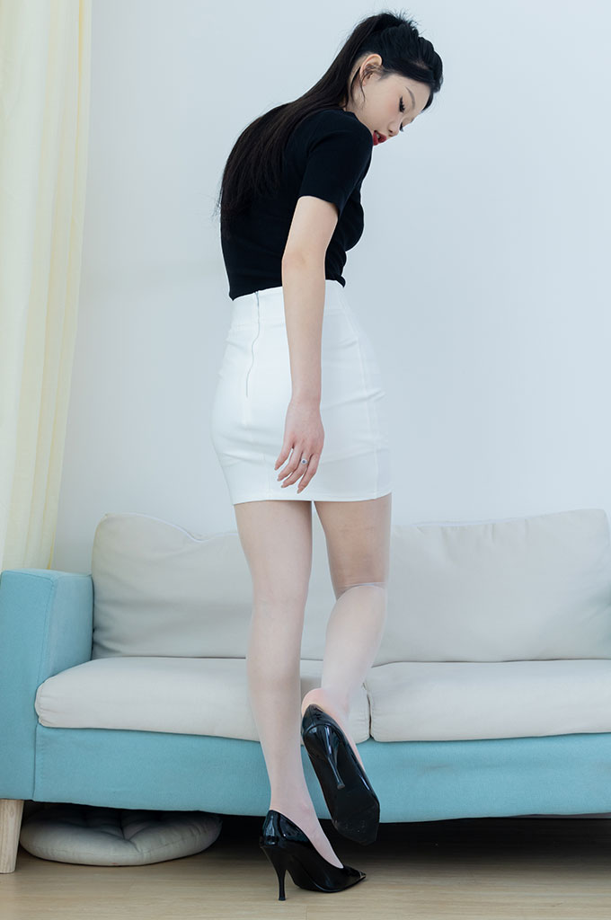 图片[2]-W147-高跟鞋、油量白丝（脚尖透明）-爱丝时刻