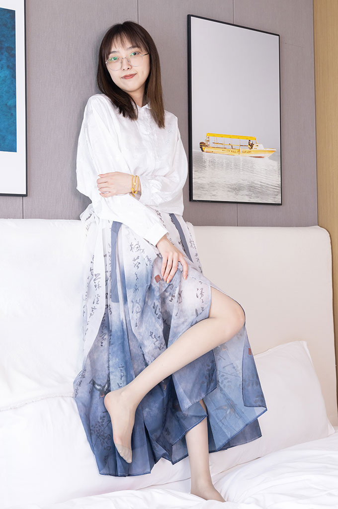 图片[2]-W160-皮鞋、灰色丝袜（脚尖加固）-爱丝时刻