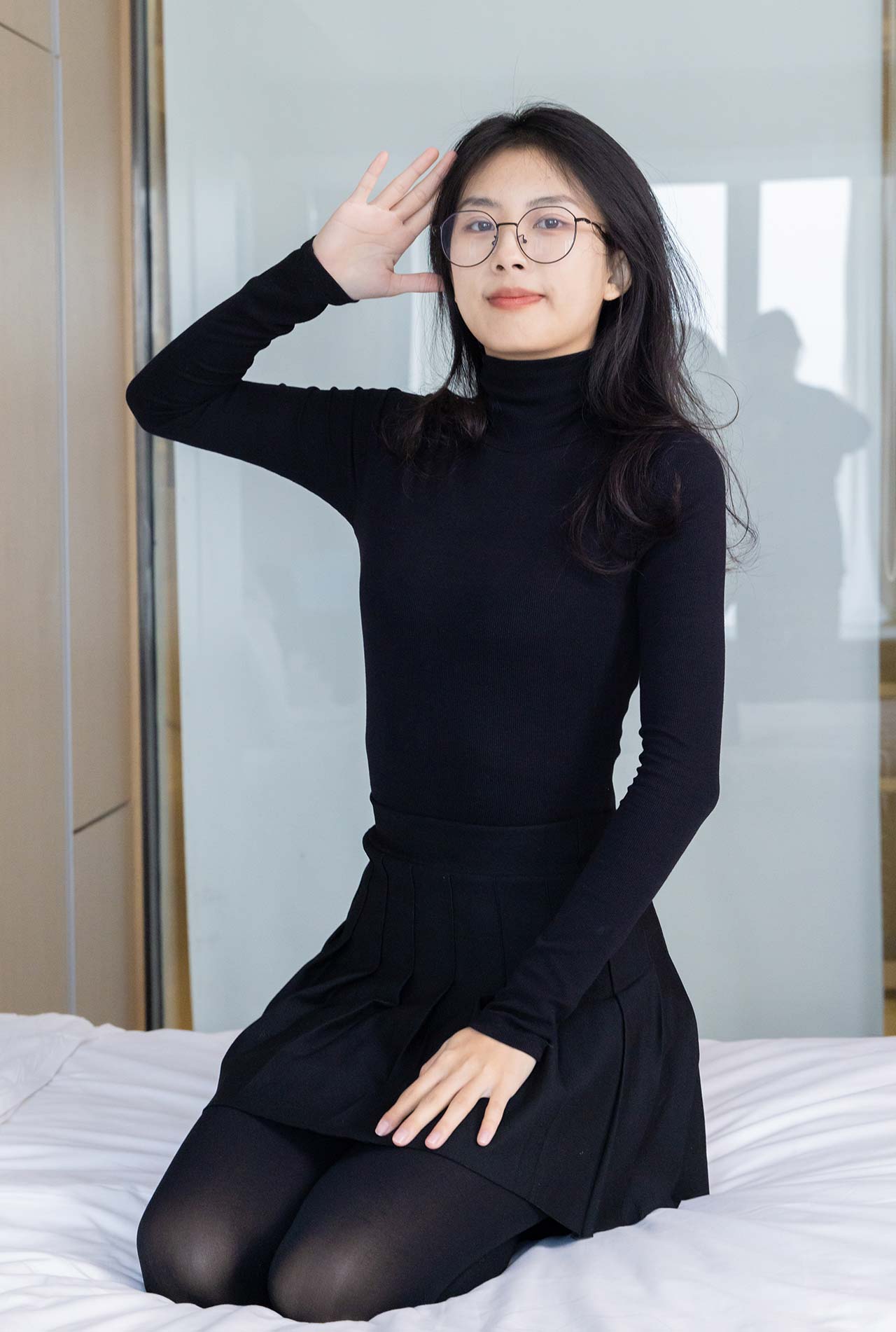 图片[3]-W165-平底鞋、厚黑丝、丝袜踩奶油小蛋糕剧情-爱丝时刻