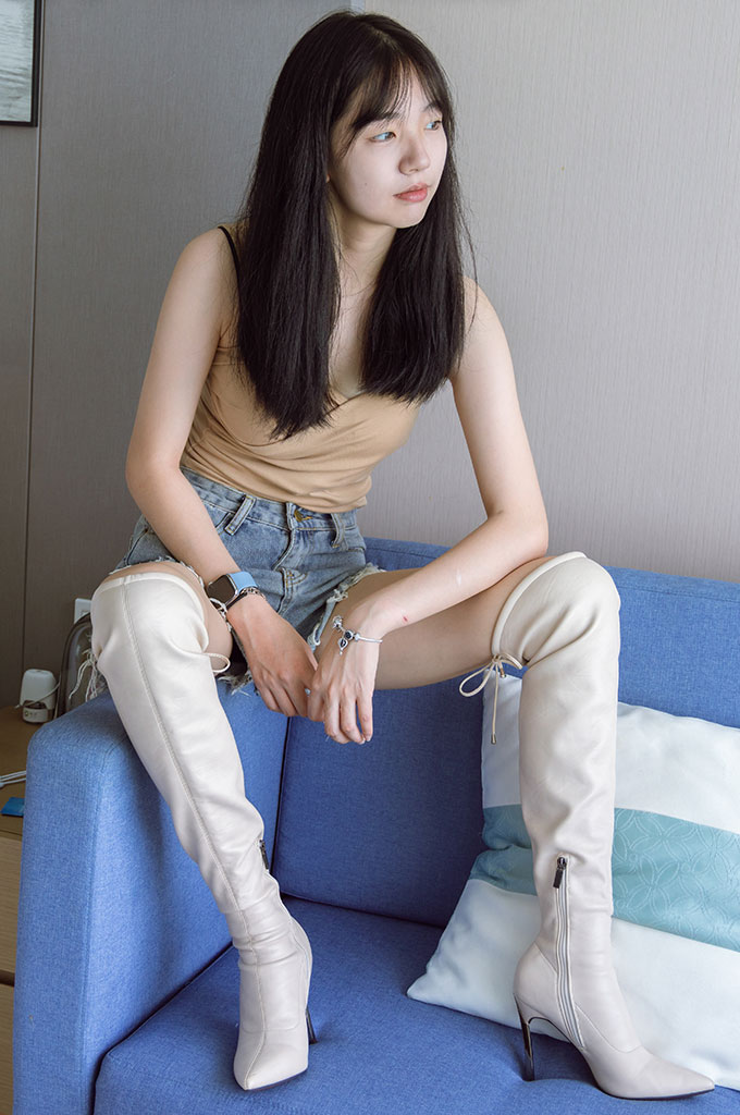 图片[2]-W172-高跟长靴、白棉袜、裸足-爱丝时刻