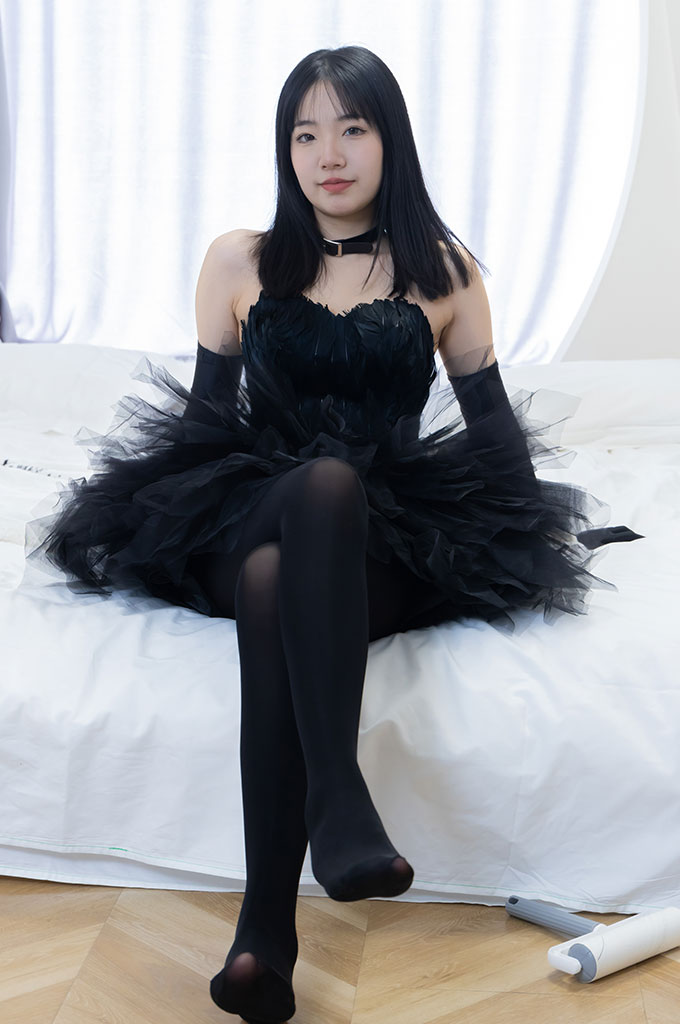 图片[3]-W173-高跟鞋、油亮厚黑丝、黑色丝手套-爱丝时刻