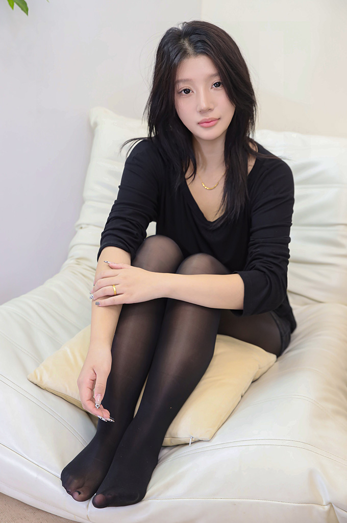 B158-油亮厚黑-爱丝时刻