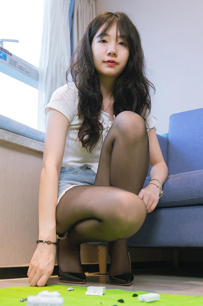 W179-高跟鞋、黑丝、裸足-爱丝时刻