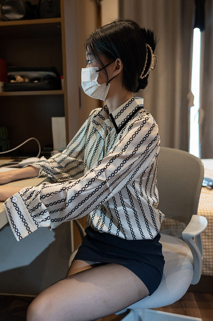 A122-一线裆黑丝-爱丝时刻